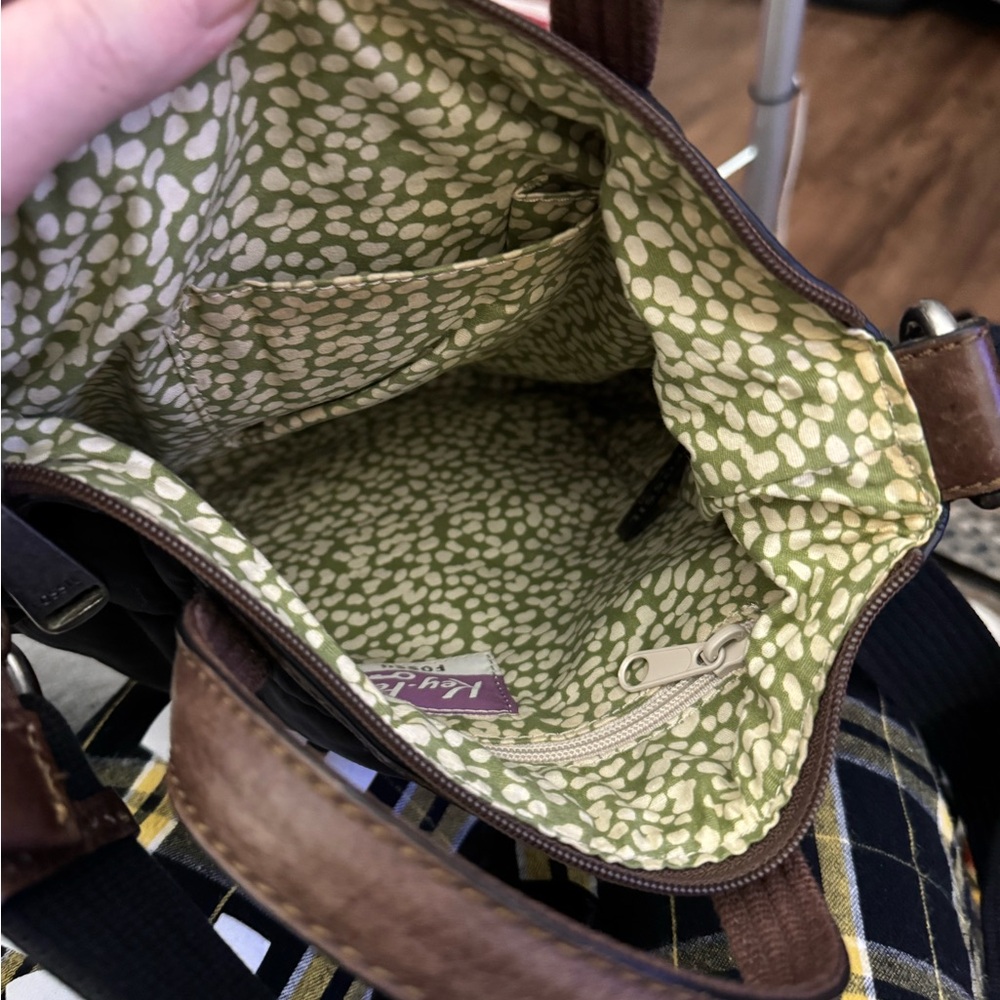 Fossil Black Quilted crossbody purse. - Picture 4 of 4